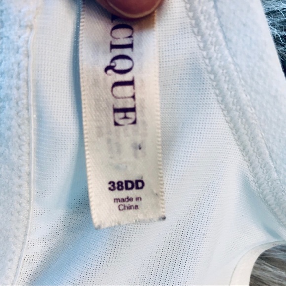 Cacique Full Coverage Bra - Picture 4 of 4